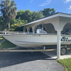 2001 Sea Chaser Carolina Skiff, 21 Foot, Center Console Boat, 150 Yamaha V Max Sho, 105 Hours