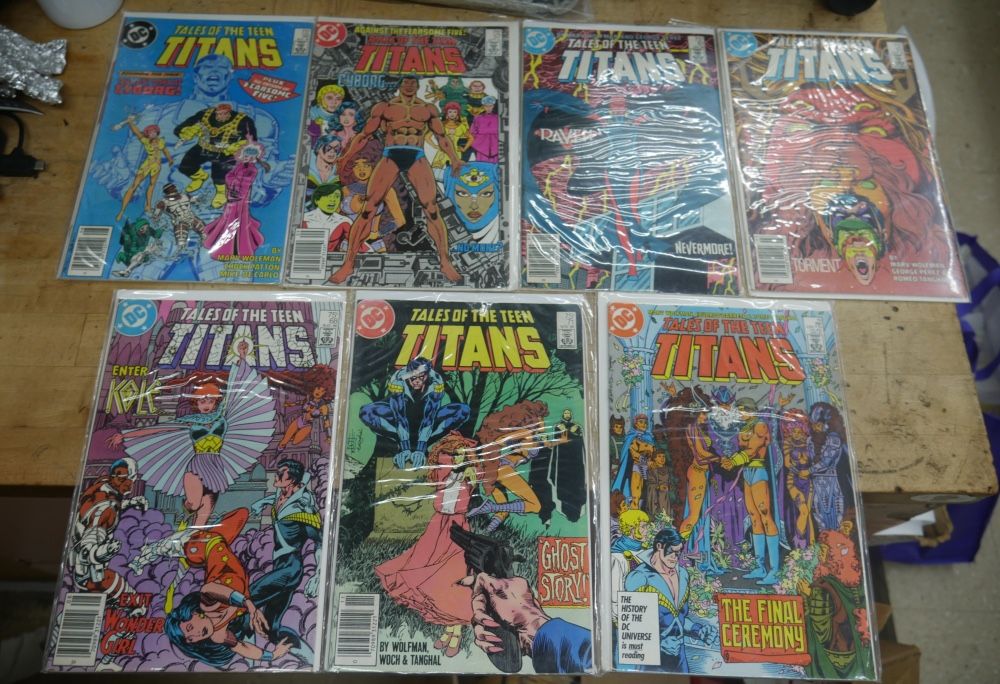 LOT 7 DC COMICS TALES OF THE TITANS 56  AUG 85 ; 57 SEPT 85 ;  61 JAN 86 ;  63 MARCH 86 ;  68  AUGUST 86 ; 71 NOVEMBER 86 ;  76 APRIL 87 1985-1986 VER