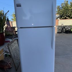 Fridge For Sell