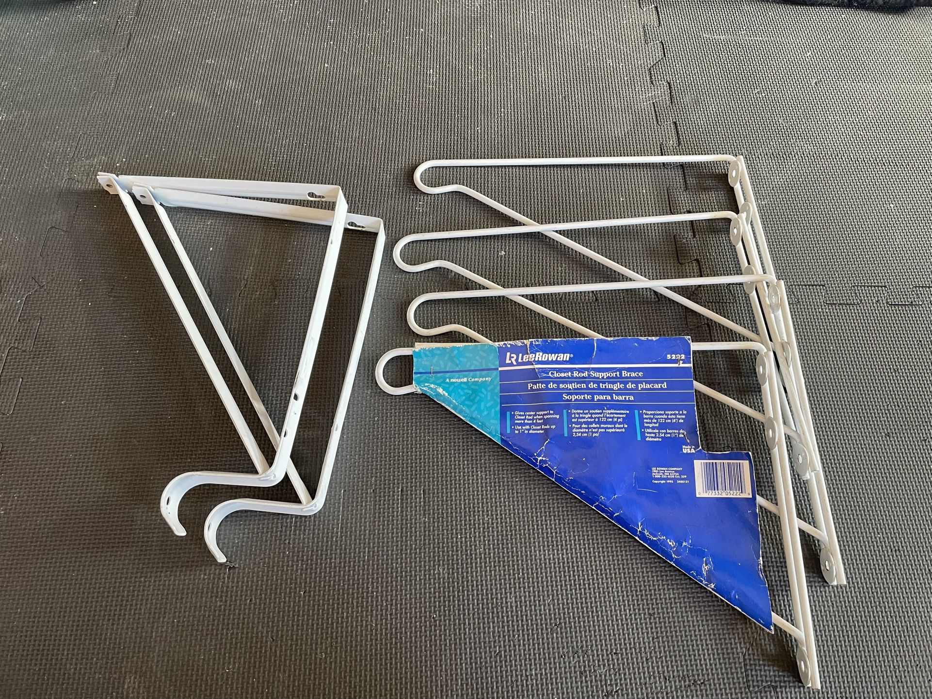 Closet Clothes Hanging Rod Holder With Supports