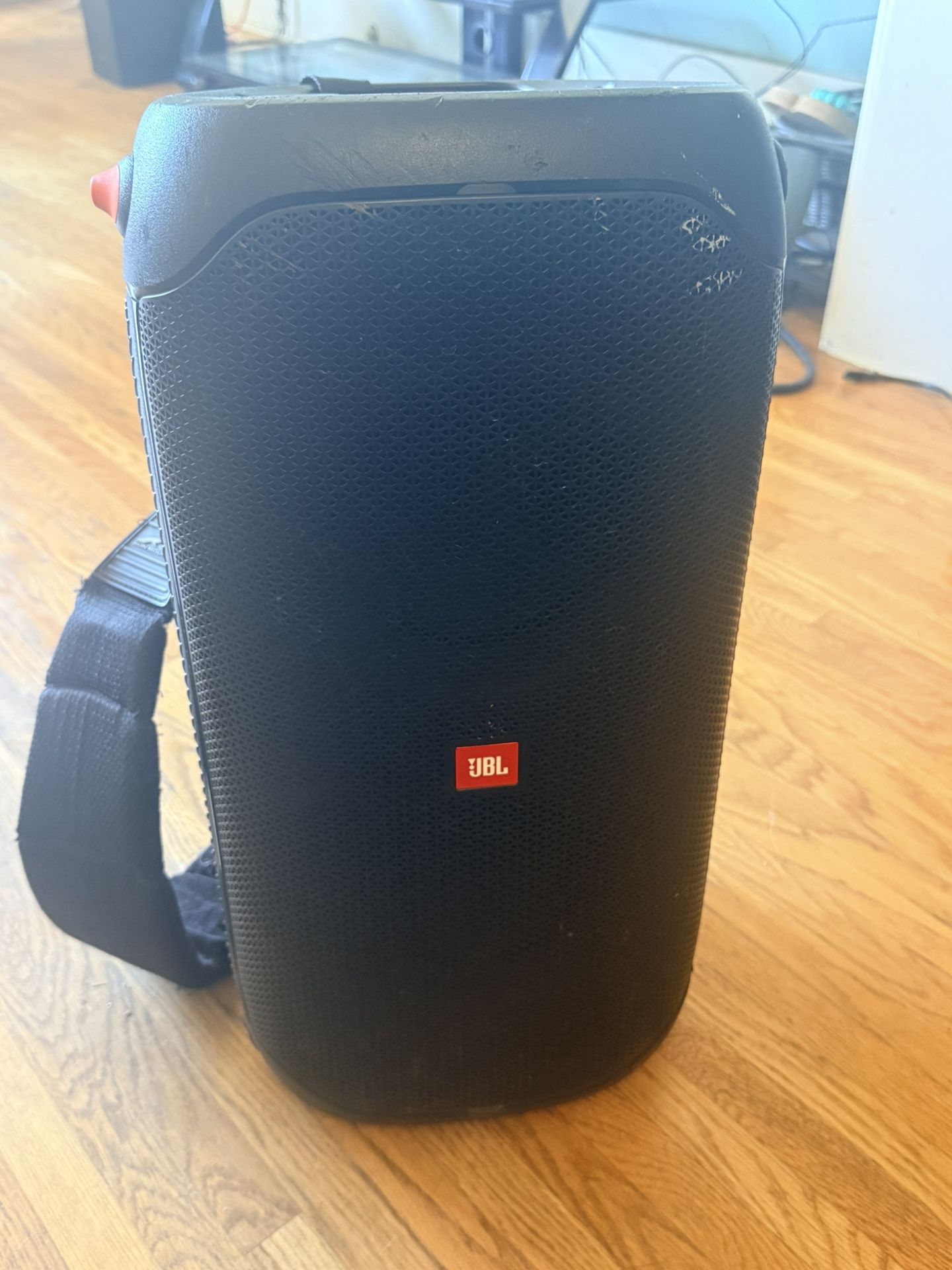 JBL PartyBox 110