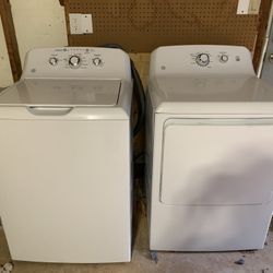 Washer And Dryer Set $600