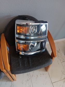 2015 To 2018 Chevrolet Silverado Left Side Headlight