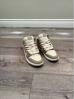Nike Air Jordan 1 Mid Tan Sneakers