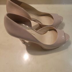  Jessica Simpson stiletto pumps