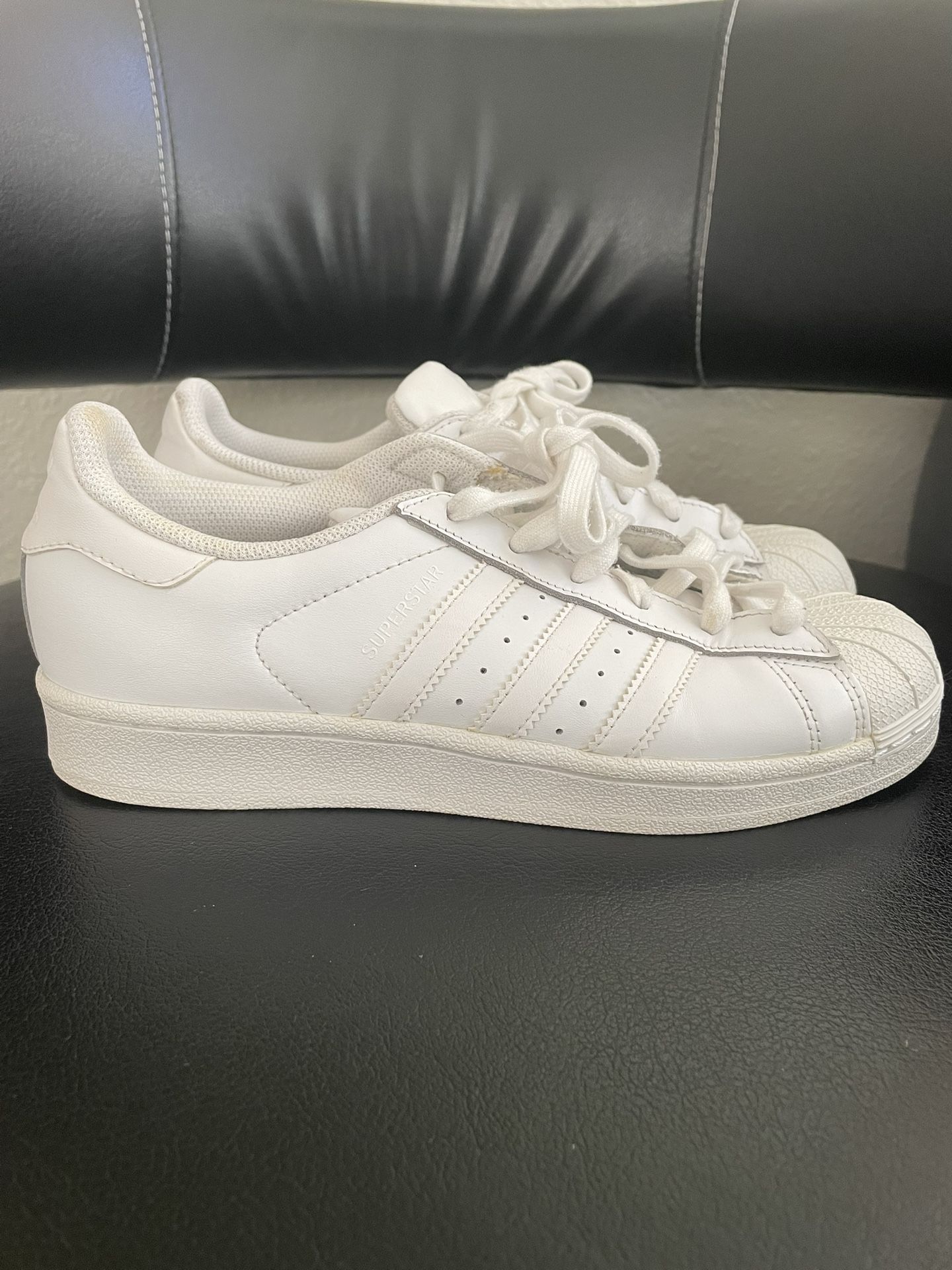 Adidas Superstar Sneakers