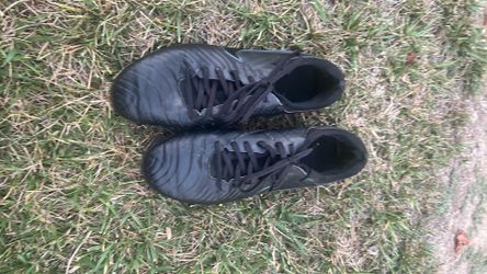 Nike Tiempo Soccer Cleats – Men's Size 9.5– Used