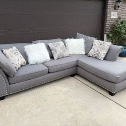 Beautiful Gray Sectional Sofa with Chaise. Very good condition! Sturdy.
