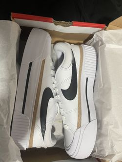 Nike Courtier