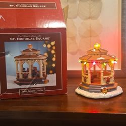 St. Nicholas Square Village Town Square Gazebo Lighted Christmas Decoration w/ Box
