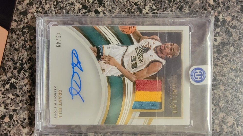 USB Grant Hill 3 Color Patch On card Autograph Numbered To 49