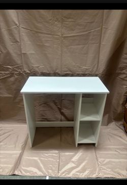 New Assembled 31.5" White Modern Wooden Computer Desk with Storage 2-Tier Shelves.