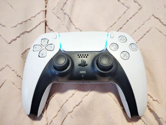 PS5 controller