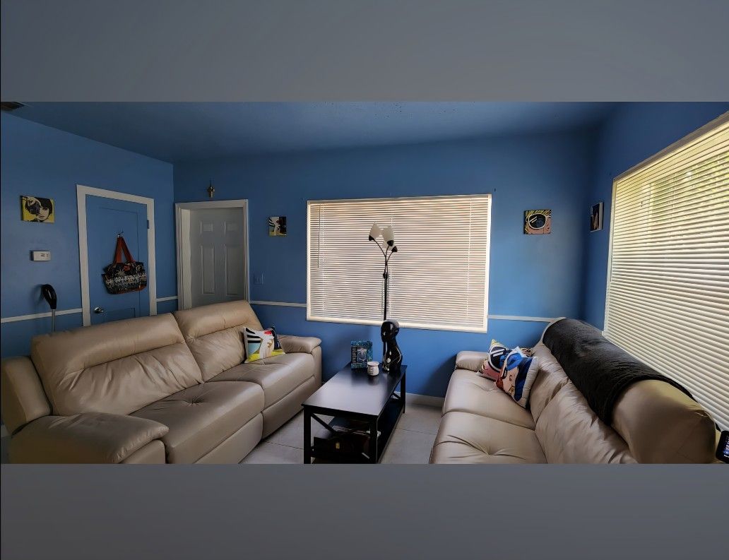 🔥 1 Leather Power Recliner Couch Left— Moving & Must Sell! 🔥