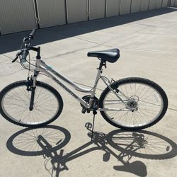 26 Inch Woman Mountain Bike 