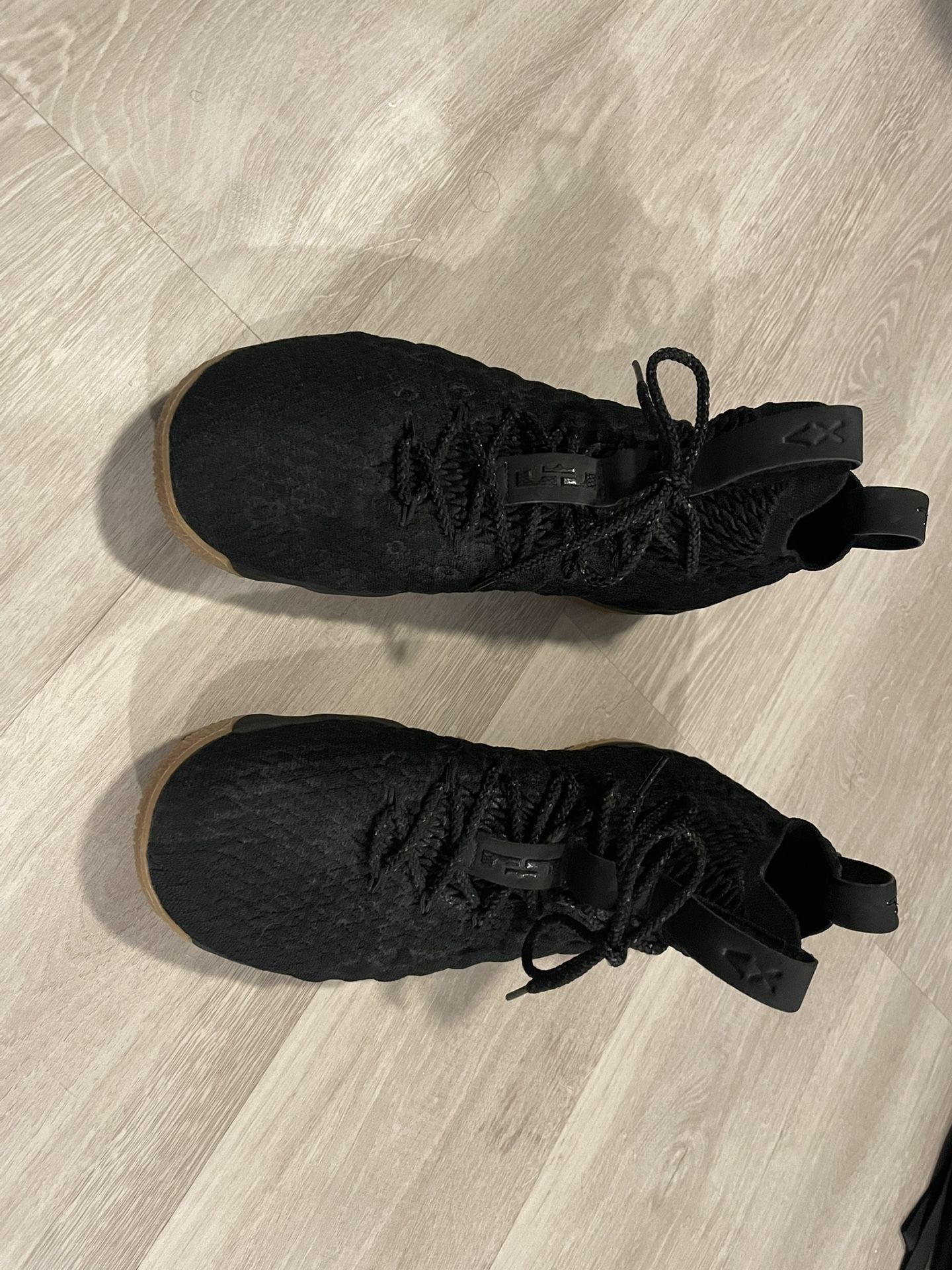 Nike LeBron 15 Black Gum