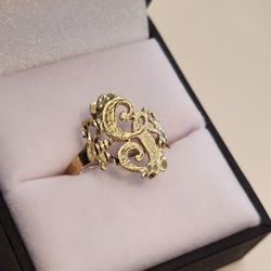 14kt Gold Letter G Ring