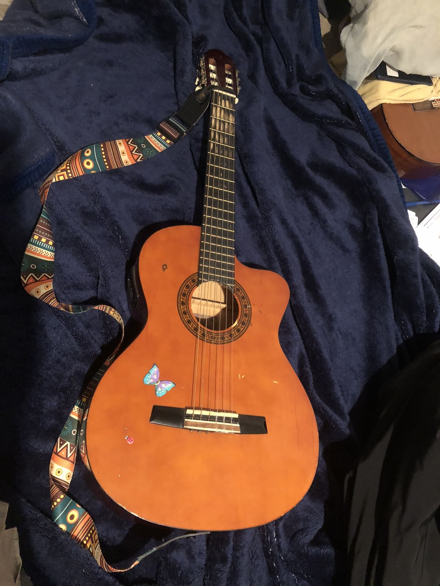 Acoustic Guitar 