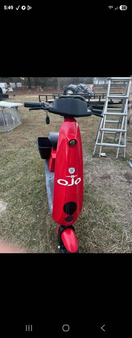 O J O Electric Power Scooter 