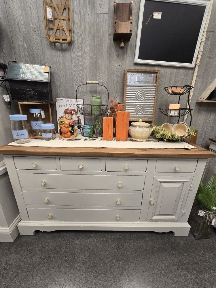 Refinished Dresser / Buffet off-white
