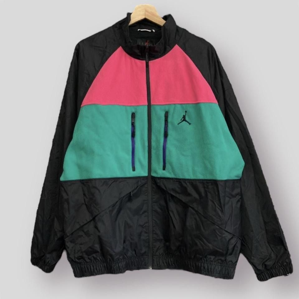 JORDAN JACKET SIZE X-LARGE