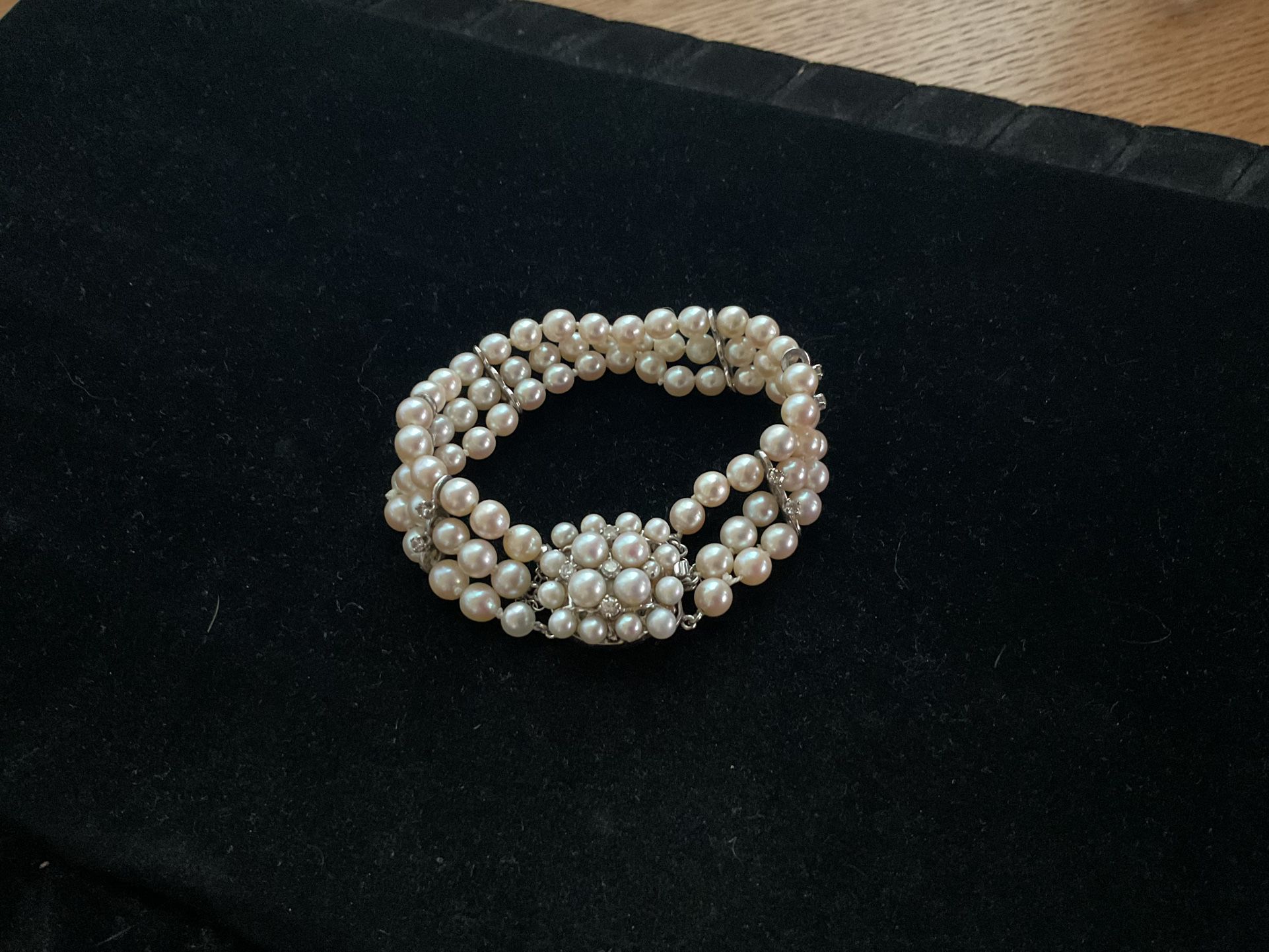 Vintage Pearl And Diamonds 14K White Gold Bracelet 