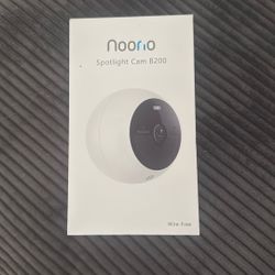 Noorio Spotlight Camera