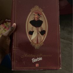 1995  Holiday Memories Barbie 