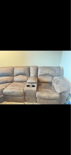 Reclining Sectional Sofa with Cup Holder