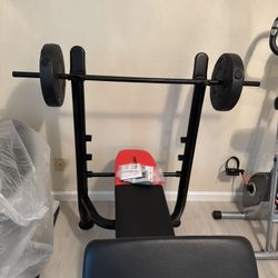 Weider Pro 265 Standard Bench with 80 Lb. Vinyl Weight Set-Like new