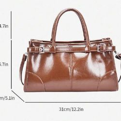 Trending Faux Leather Brown Purse. Perfect Size!