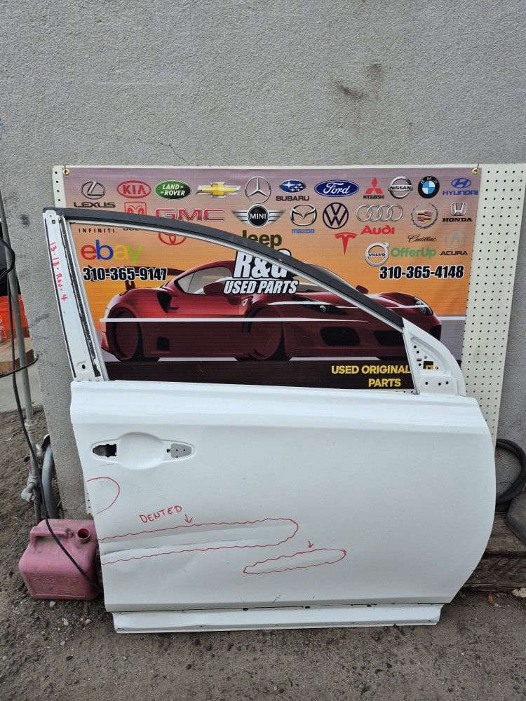 2013 2014 2015 2016 2017 2018 Toyota RAV4 RAV-4 Front Door Shell Right Passenger Side RH Original Used OEM