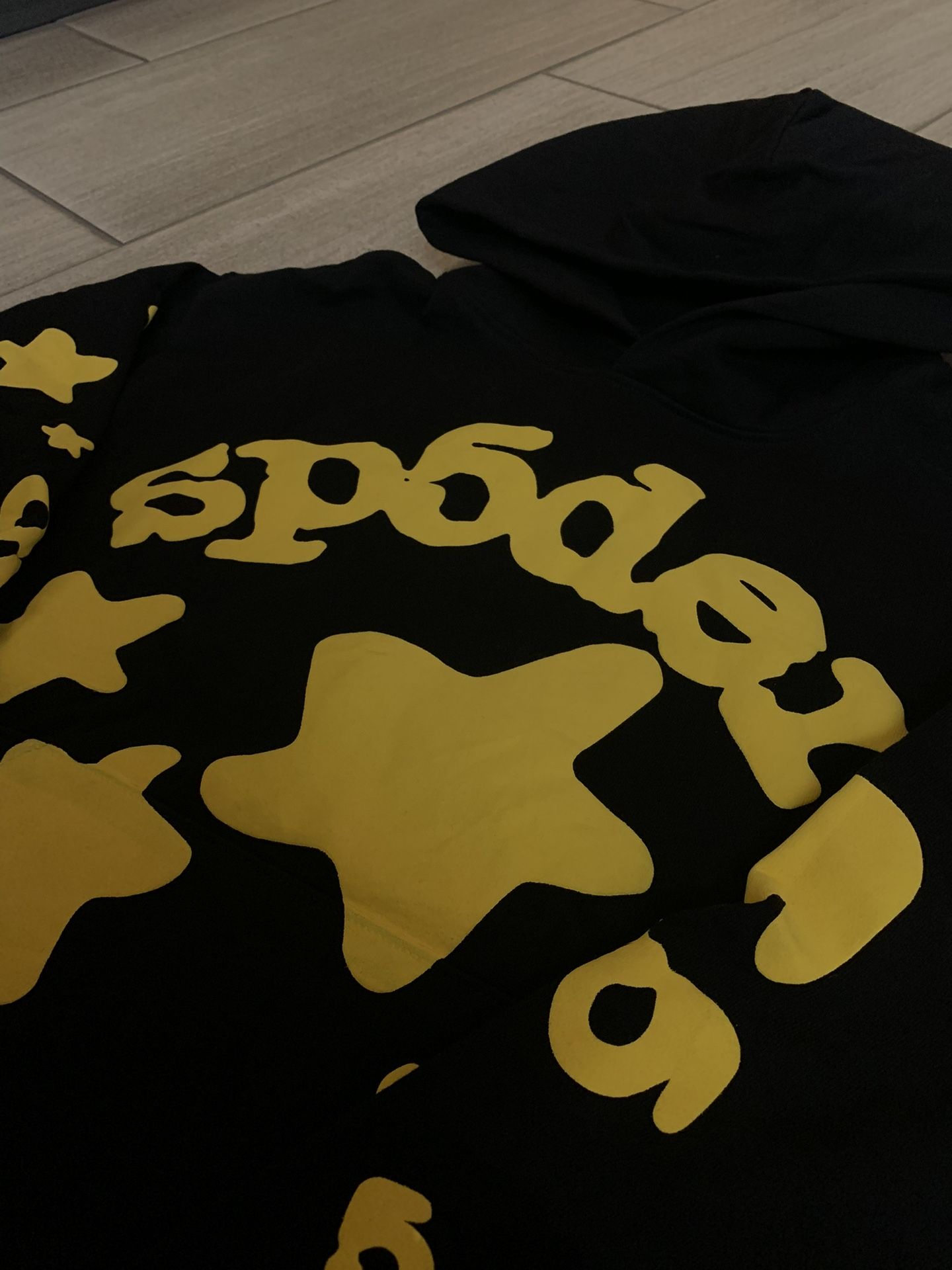 SP5DER YELLOW ONYX HOODIE