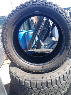 4 llantas medidas 33X12-50R22LT