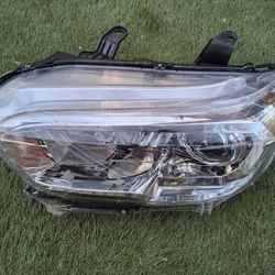 Tacoma Headlight 