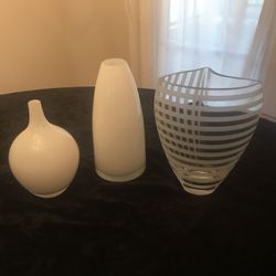 ELEGANT White Vases (3)