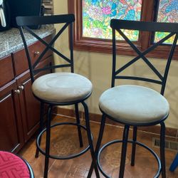 2 Bar Stools Chairs 