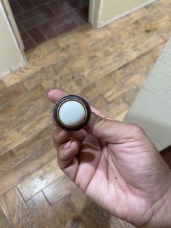 Knobs/ handles