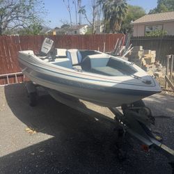 1988 Bayliner Capri Fishing Boat