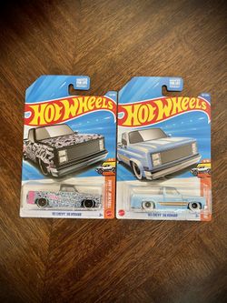 Hot Wheels Lot of 2'83 Chevy Silverado Black Widow TRUCKIN ALONG Blue