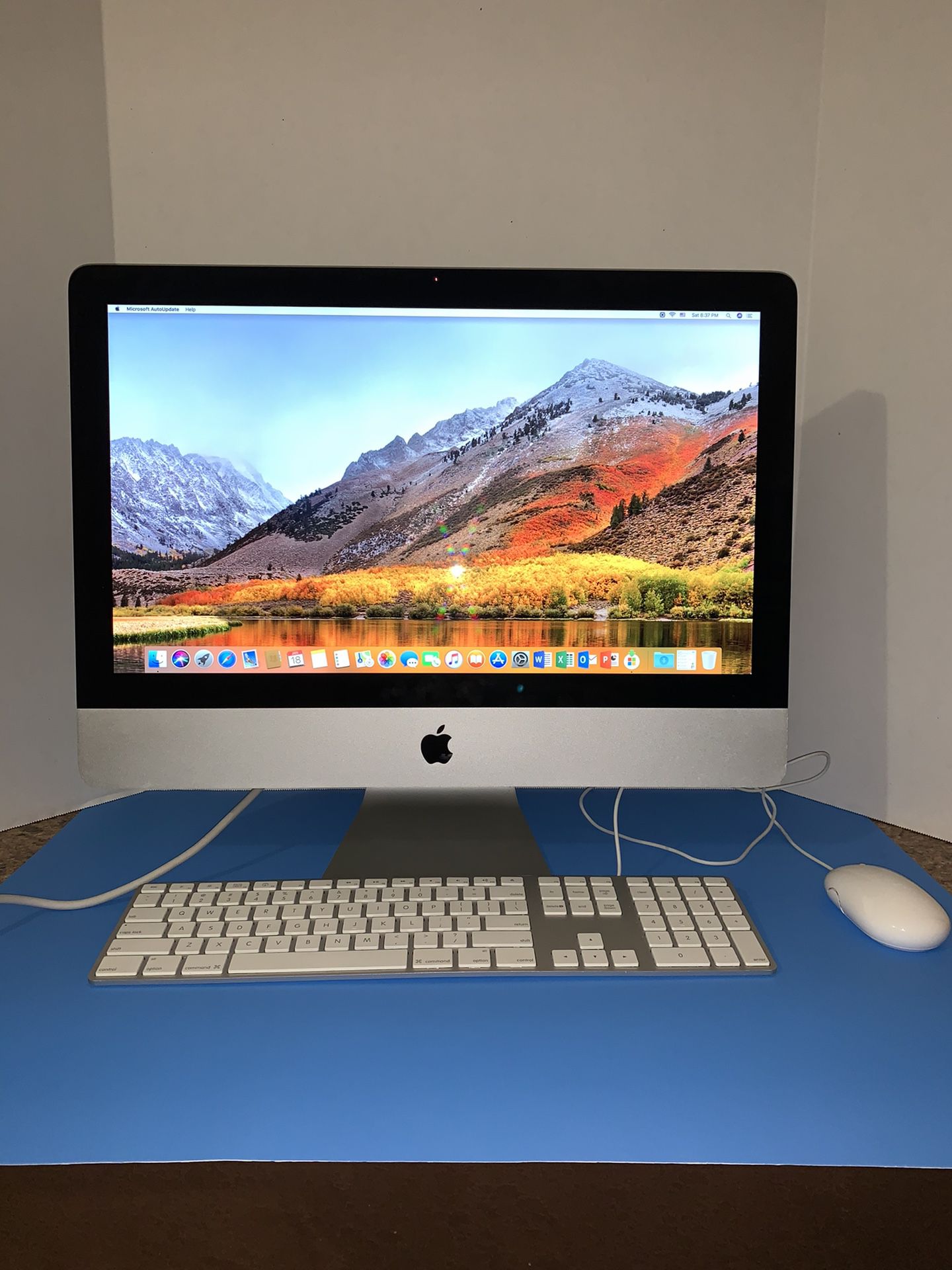 2010 Apple iMac desktop computer | Core i3-3.2Ghz | 1 Terabyte | DVD | 21.5inches | 8GB | Apple Keyboard + Mouse | macOSX High Sierra | Full HD