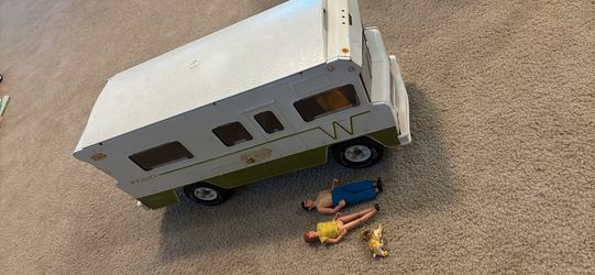Vintage 1970’s Metal Indian Winnebago RV Motorhome
