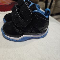 5c toddler Nike sharkley Air zoom