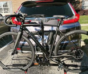 Poseidon Gravel Bike: Medium Frame – $600
