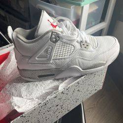 Air Jordan 4 Retro