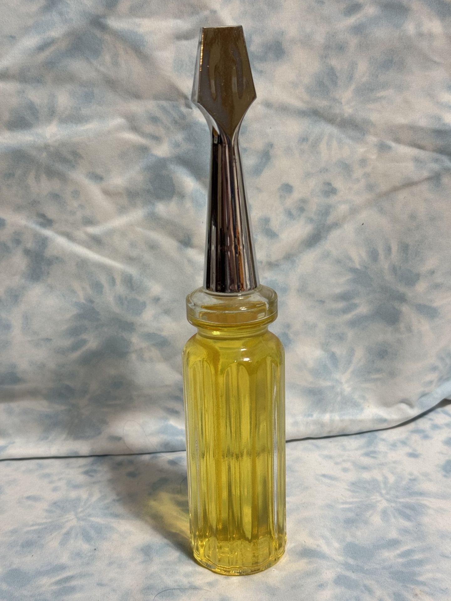 Avon Vintage One Good Turn  After Shave Full Collectable Screwdriver Bottle 4oz 