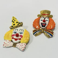 Vintage Ron Lee Pair of Enamel on Gold Metal Clowns brooches Hand Signed Ron 94 