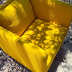 Couch And Table 