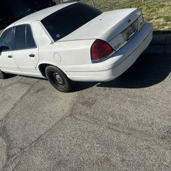 2002 Ford Crown Victoria