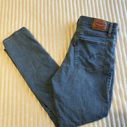 Women’s Levi’s 311 Shaping Skinny Size 29